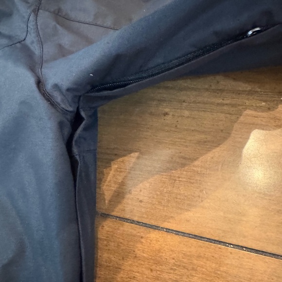 The North Face Black Waterproof Jacket. XS Summit Series Gore-Tex XCR. - Picture 3 of 13